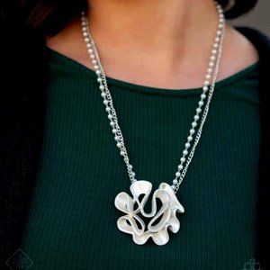 Paparazzi Fashion Set